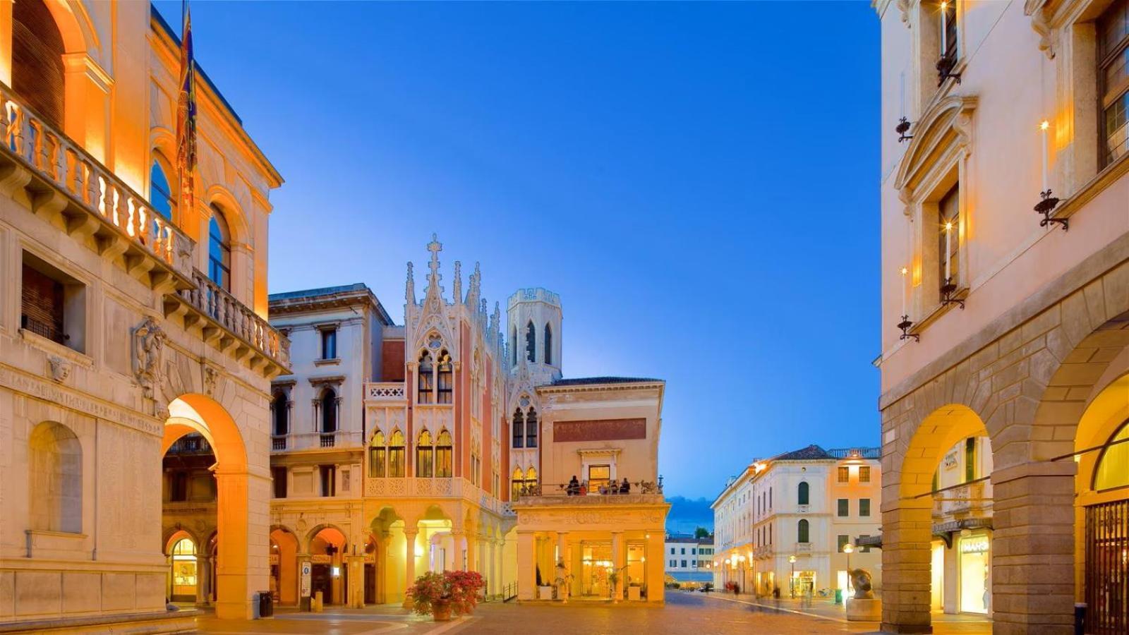 Officine Cavour Casa Dei Leoni Centro Storico Padova Lägenhet Exteriör bild